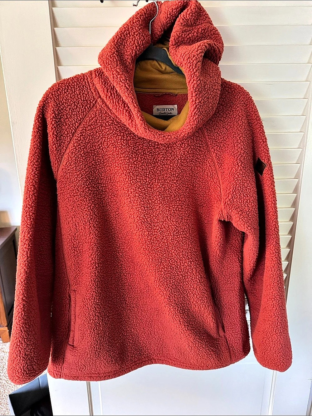 Burton burnt orange Fleece Pullover Size Large